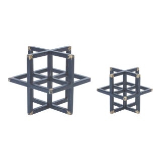 Modern Metal Star Sculpture (Set of 2) For Sale