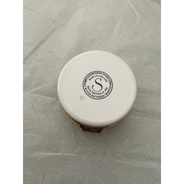 Paint Vintage 1980s Staffordshire Enamel Box, 12 Days of Christmas, Made in England. For Sale - Image 7 of 13