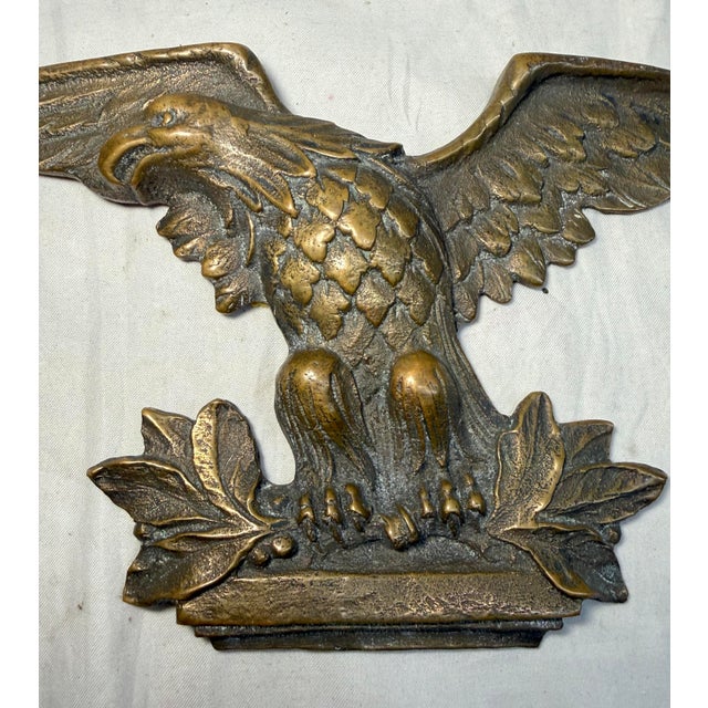 Exquisite Antique Solid Bronze American Bald Eagle Wall Mount Statue Pediment For Sale - Image 4 of 8
