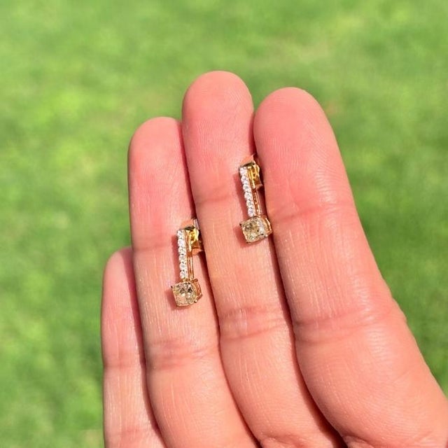 Cushion-Cut Fancy Yellow Diamond Bar Drop Stud Earrings in 14k Solid Gold- A Pair For Sale In New York - Image 6 of 13