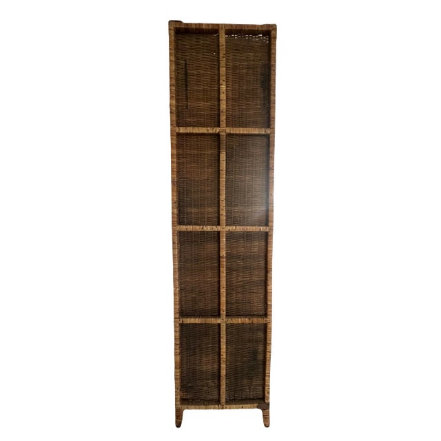 Traditional Vintage Rattan 3 Panel Honey Brown Folding Screen or Room Divider, Metal Corners For Sale - Image 3 of 6