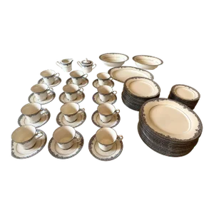 Noritake Charleston China 12 Place Settings & Serving Pieces- 66 Pieces Mint Condition.