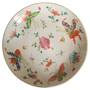 19th Century Chinese Porcelain Plate with Butterfly Decorations, 1850s