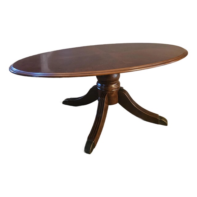 Late 20th Century Duncan Phyfe Coffee Table For Sale