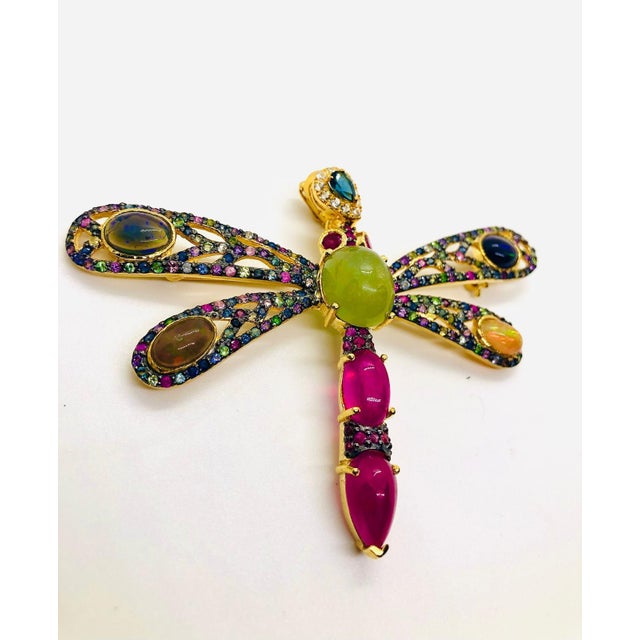Gemstone Bochic “Orient” Vintage Multi Color Sapphire Sapphire & Ruby Brooch Set In 18K For Sale - Image 7 of 10