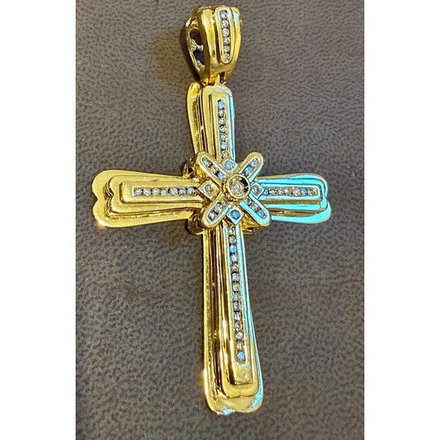 Early 21st Century 2.8 Ct White Diamond Big Cross Pendant in 14 Kt Yellow Gold with Big Bail 21.5gm For Sale - Image 5 of 18