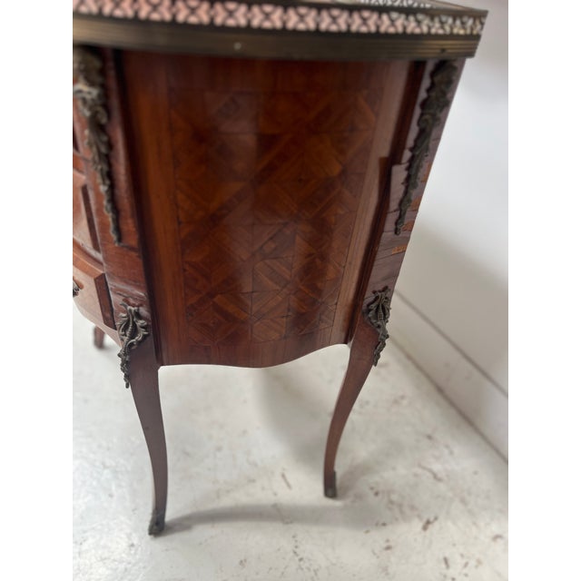Small louis xv style half-moon commode with cube back three drawers in the front four cabriole legs with bronze sabots...