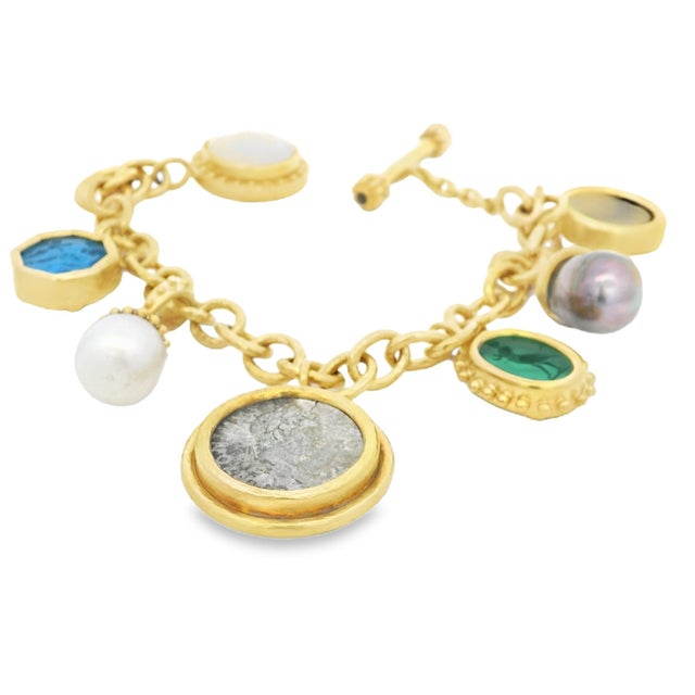 Elizabeth Locke 18K Gold Charm Bracelet Venetian Glass Intaglios, Pearls & Coins For Sale - Image 4 of 11
