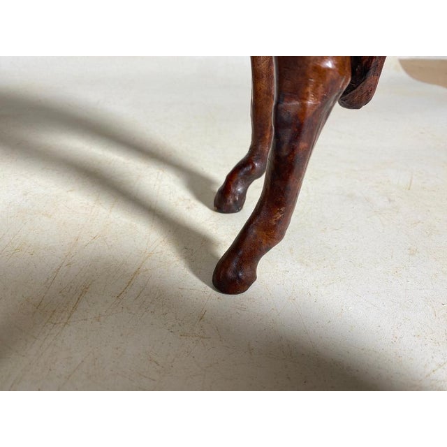 Black Horse Model in Leather For Sale - Image 8 of 14