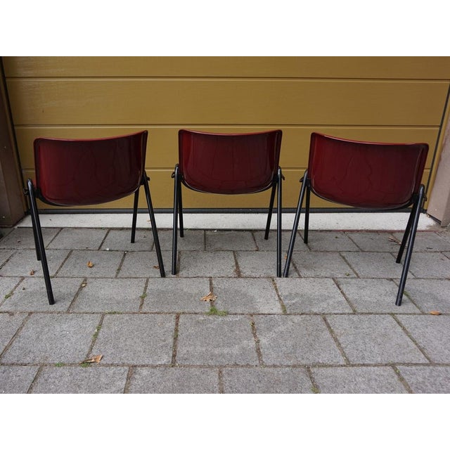 Plastic Shell Modus Chairs by Osvaldo Borsani for Tecno, 1980s, Set of 3 For Sale - Image 10 of 18