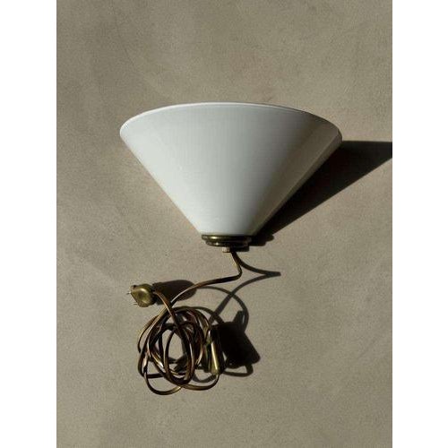 Mid-Century Modern Wall Lamp in Frosted Glass and Brass, 1970s For Sale - Image 5 of 6