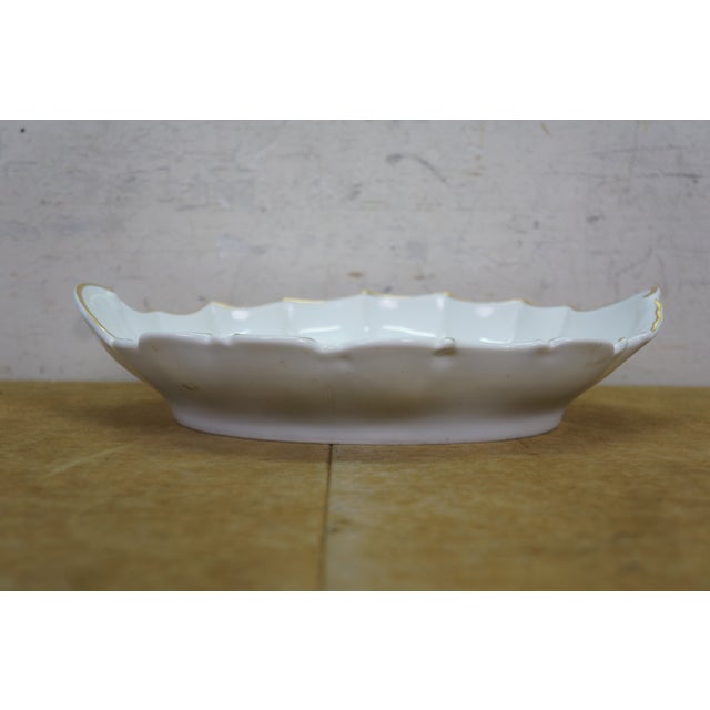 Richard Ginori Late 20th Century Italian Richard Ginori Fiesole Scalloped Oval Castle Landscape Serving Platter For Sale - Image 4 of 10