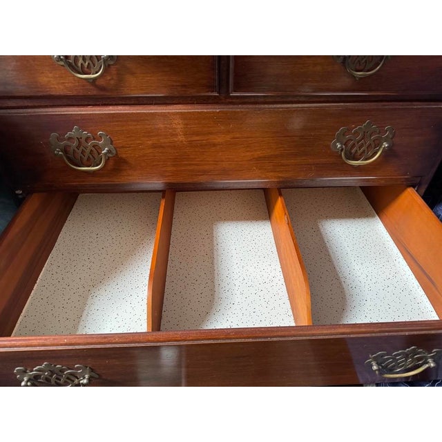 Kling Furniture Co. Vintage Kling Chippendale-Style Mahogany High Chest-8 Drawers With Brass Hardware For Sale - Image 4 of 4