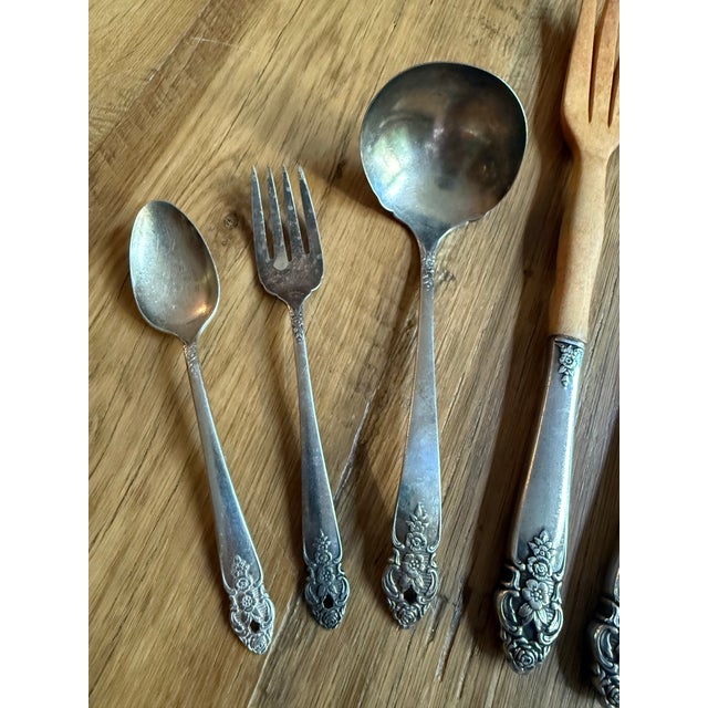 1950s Silver-Plate Serving Utensils Oneida Prestige Distinction 1951 Set of 5 For Sale - Image 10 of 12