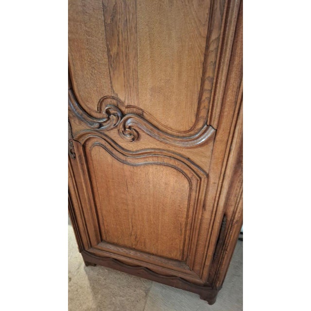 Louis XIV Regency Oak Bonnetière, 1890 For Sale - Image 3 of 7