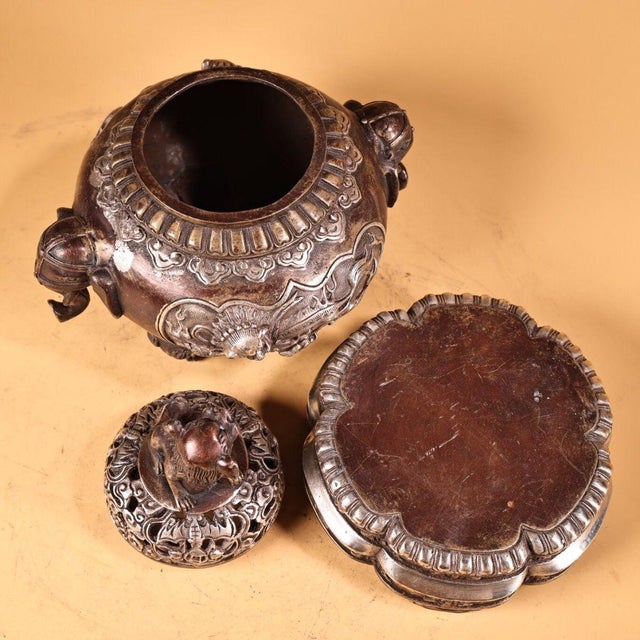 Chinese Bronze Tripod Censer With Mythical Beast Lid, Temple Size For Sale - Image 9 of 9