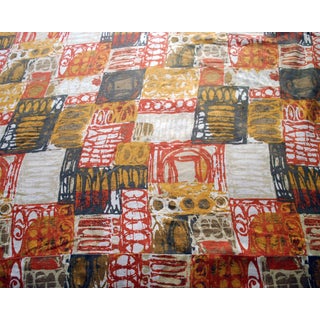 Vintage 1970s Round Linen Tablecloth For Sale