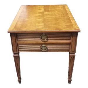 Henredon Mid-Century Cross-Banded Walnut Single Drawer Side Table