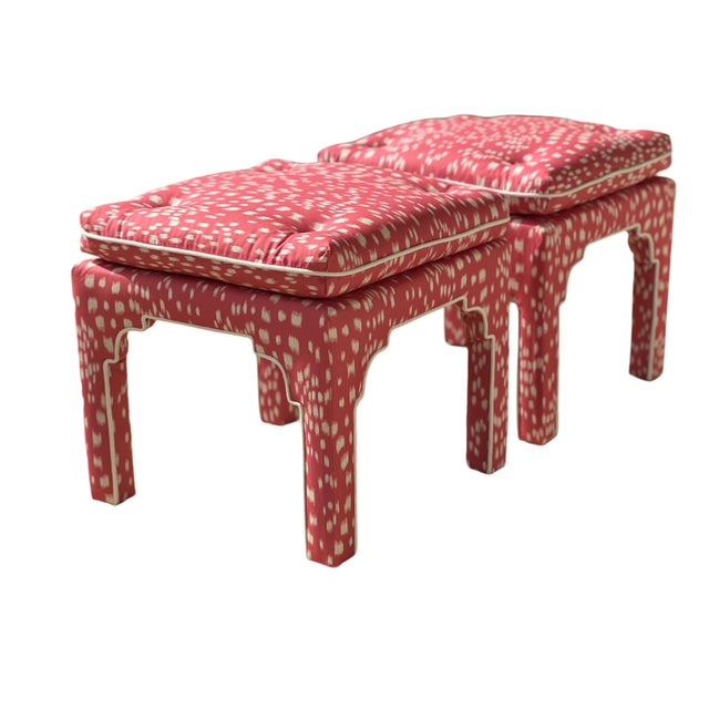 Hollywood Regency 1980s Pair Pink Bunny Williams Style Benches/Ottomans in Brunschwig & Fils For Sale - Image 3 of 10