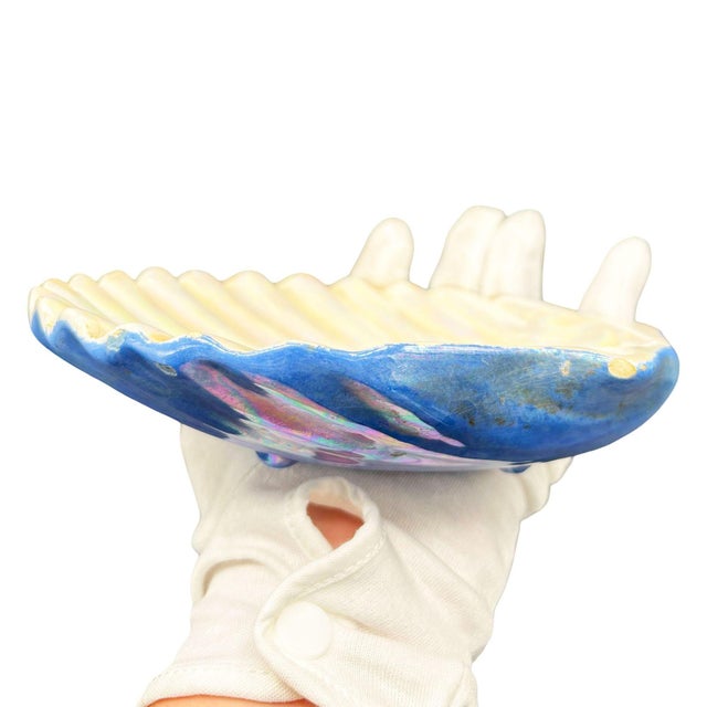 1950s Large 8" Mid-Century Rainbow Iridescent Ceramic Clam Shell Tropical Ashtray For Sale - Image 4 of 5