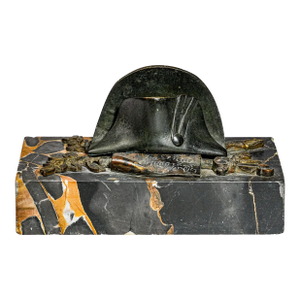Amazing Napoleon Hat Uniform French Militaria Antique Marble and Bronze Paperweight Desk Inkwell Office Home Decor