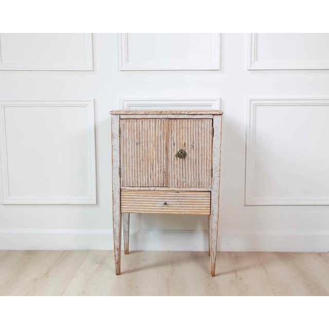 Gustavian (Swedish) Swedish 18th Century Gustavian Nightstand For Sale - Image 3 of 10