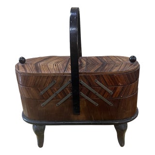 Art Deco Sewing Holder in Walnut Root, 1920s For Sale