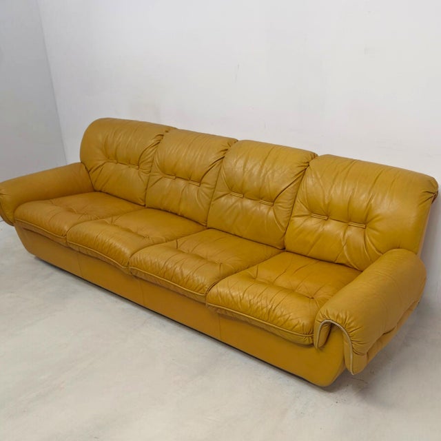 Mid-Century Italian Brutalist Leather Livingroom Set, 1960s, Set of 3, in Very Good conditions. Designed 1960 to 1969