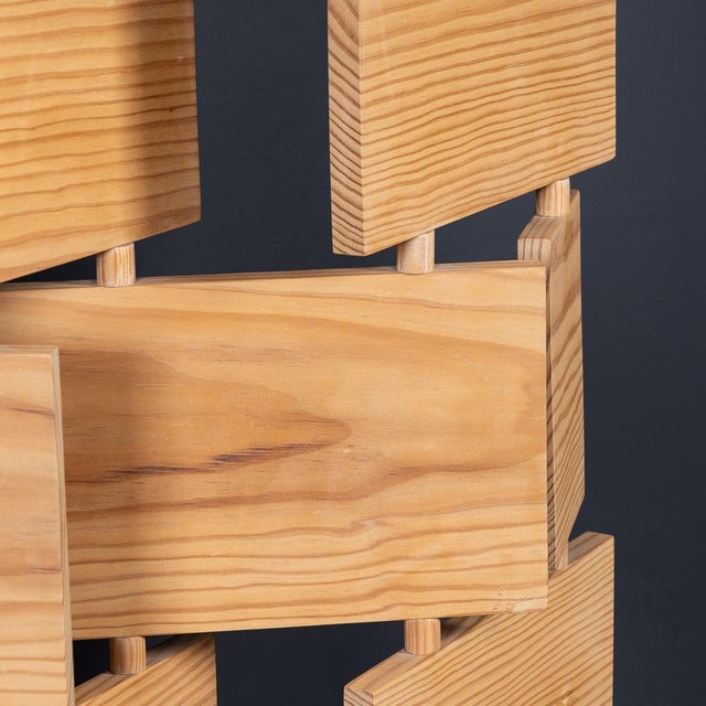 Vintage Articulated Pine Screen, 1980 For Sale - Image 3 of 11