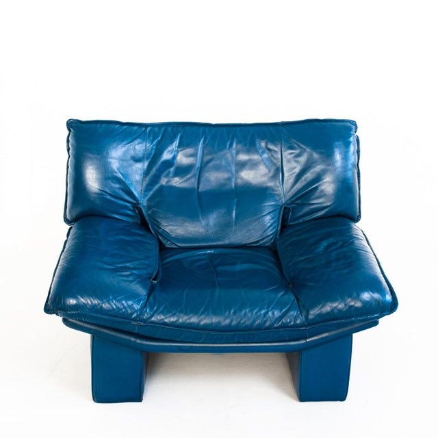 Animal Skin Set of Vintage Blue Leather Armchair and Ottoman by Nicoletti Salotti for Avanti, Italy, 1980s For Sale - Image 7 of 18