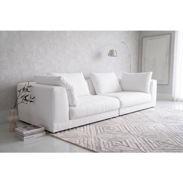 Contemporary Fendi Casa Luxury Sofa White – Made in Italy For Sale - Image 3 of 12