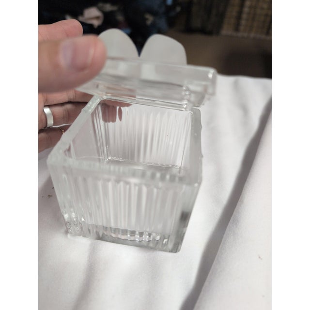 Vintage glass cube trinket box featuring a frosted lid with a unique design. • Clear glass with ribbed texture • Frosted...