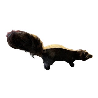 9 Inch Skunk, Hand Crafted , Fur, Figurine Vintage For Sale