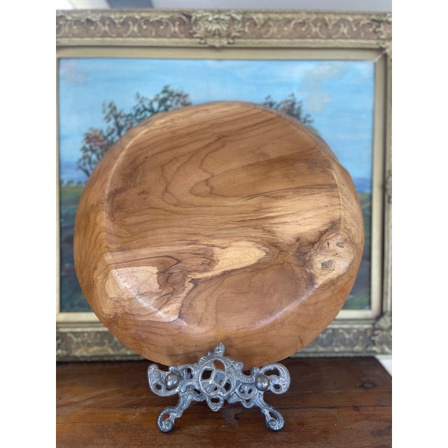 Mid-Century Hand-Carved Solid Wood Decorative Bowl With Chiseled Rim Detailing. For Sale - Image 10 of 10