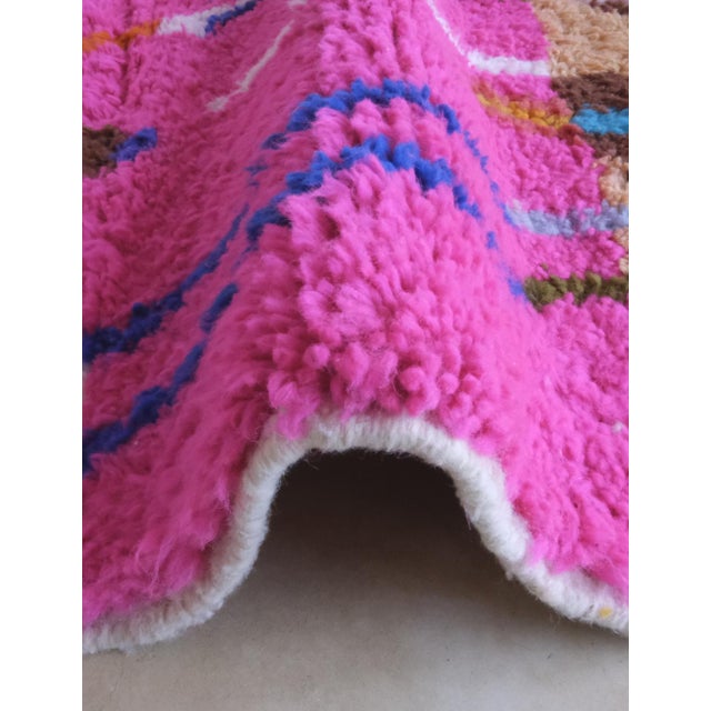 Pink Moroccan Abstract Wool Rug 8.5 X 7.1 Ft For Sale - Image 8 of 8
