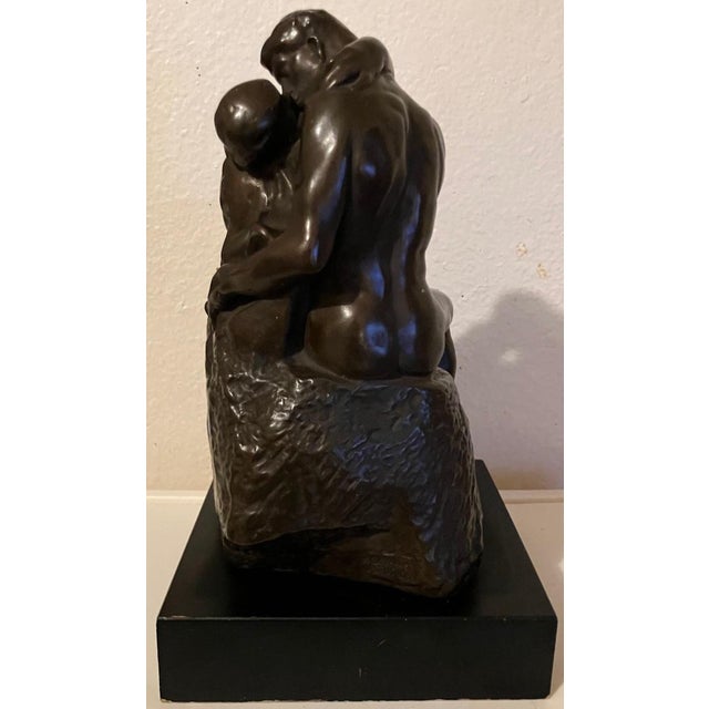 Auguste Rodin 1950s Large Bonded Bronze "The Kiss" Sculpture After Auguste Rodin - Reproduction For Sale - Image 4 of 8