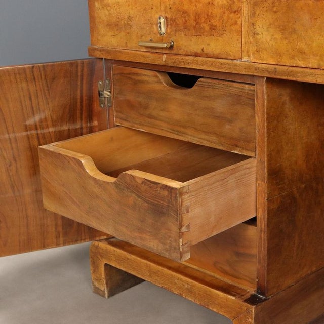 Art Deco Desk in Walnut and Walnut Burl For Sale - Image 4 of 13