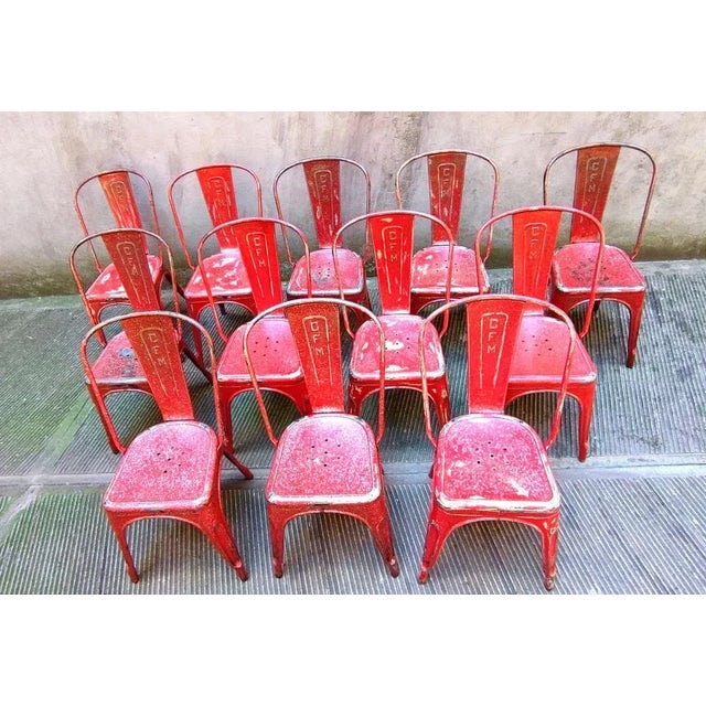 Industrial Chair from Tolix, 1950s For Sale - Image 6 of 7