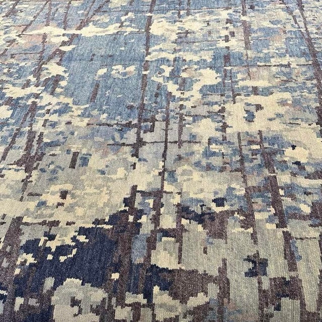 Large Contemporary Nepal Rug in Handspun Wool This elegant 10' x 14' rug, hand-knotted in Nepal, features a modern...