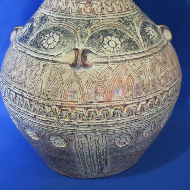Sculpture Materials Vintage Double Handle Carved With Rings Tribal Clay Vase For Sale - Image 7 of 16