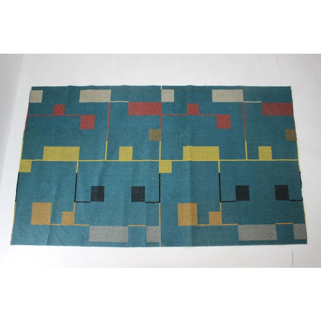 1940s. Bouclé. Perfect original condition. Professionally cleansed and whipstitched. Minor damages.