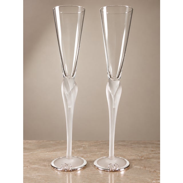 Vintage Clear and Frosted White Crystal Champagne Flutes with Sculptural Stems, 1980s, Set of 2 For Sale - Image 4 of 4