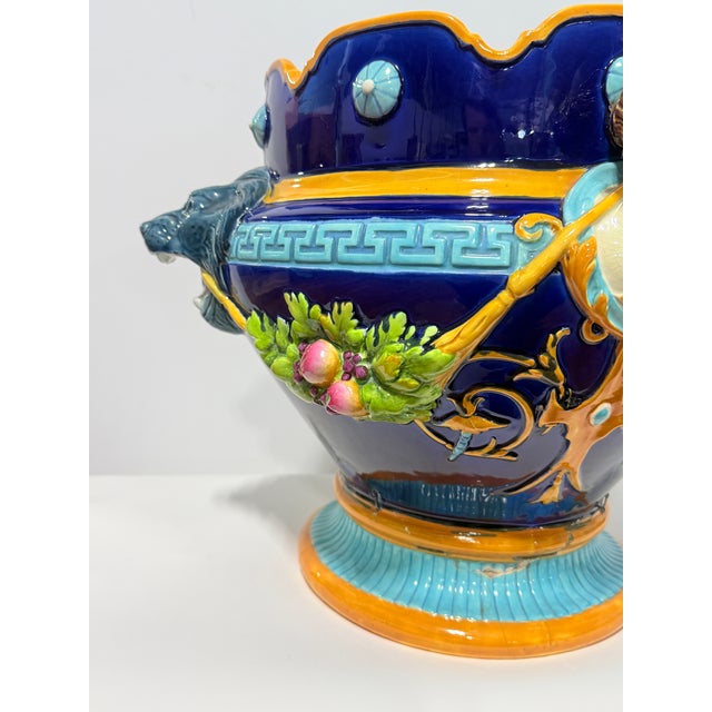 English Wedgwood Majolica Lion & Maiden Handled Jardiniere, 19th Century For Sale - Image 10 of 16