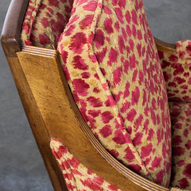 Late 19th to Early 20th Century French Louis XVI Bergere Chair Directoire Style Brunschwig & Fils Fabric For Sale - Image 9 of 18