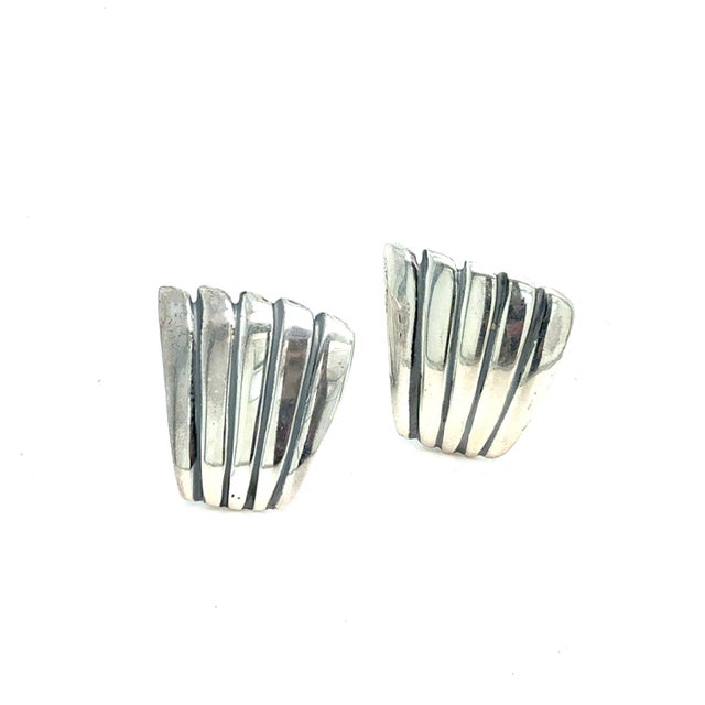 1990s 1990s Pair of Tiffany & Co Estate Fan Clip on Earrings Sterling Silver For Sale - Image 5 of 8