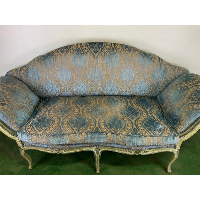 French Early 19th Century Venetian Painted Neoclassical Frame W/Velvet Fabric Settee For Sale - Image 3 of 18