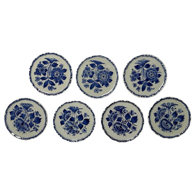 Vintage Hand-Painted Floral Miniature Wall Plates from Royal Delft, 1970s, Set of 7 For Sale - Image 10 of 10