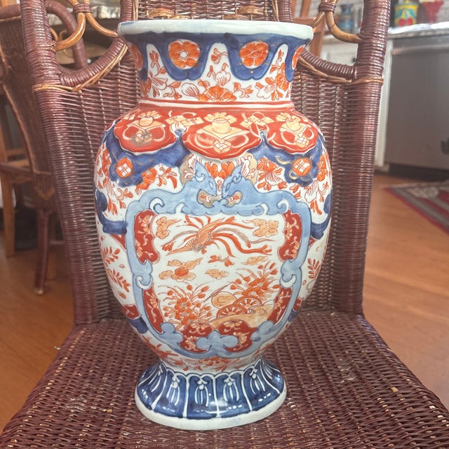 Japanese Antique Imari Vase Circa 1868-1890 For Sale - Image 3 of 3