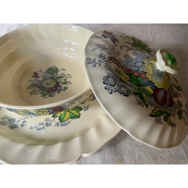 Royal Doulton Exceptional Royal Doulton "Kirkwood" Pattern Game Pie Dish & Chop Plate Set, C. 1930 For Sale - Image 4 of 10