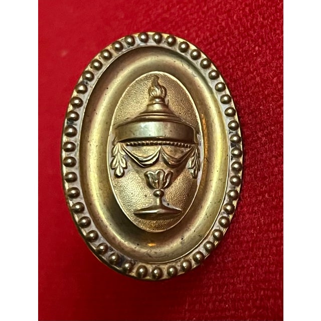 Antique Early 19th Century American Federal Neoclassical Brass Mirror Support or Picture Hook With Urn Decoration Circa 1810 - 1820 For Sale In New York - Image 6 of 10